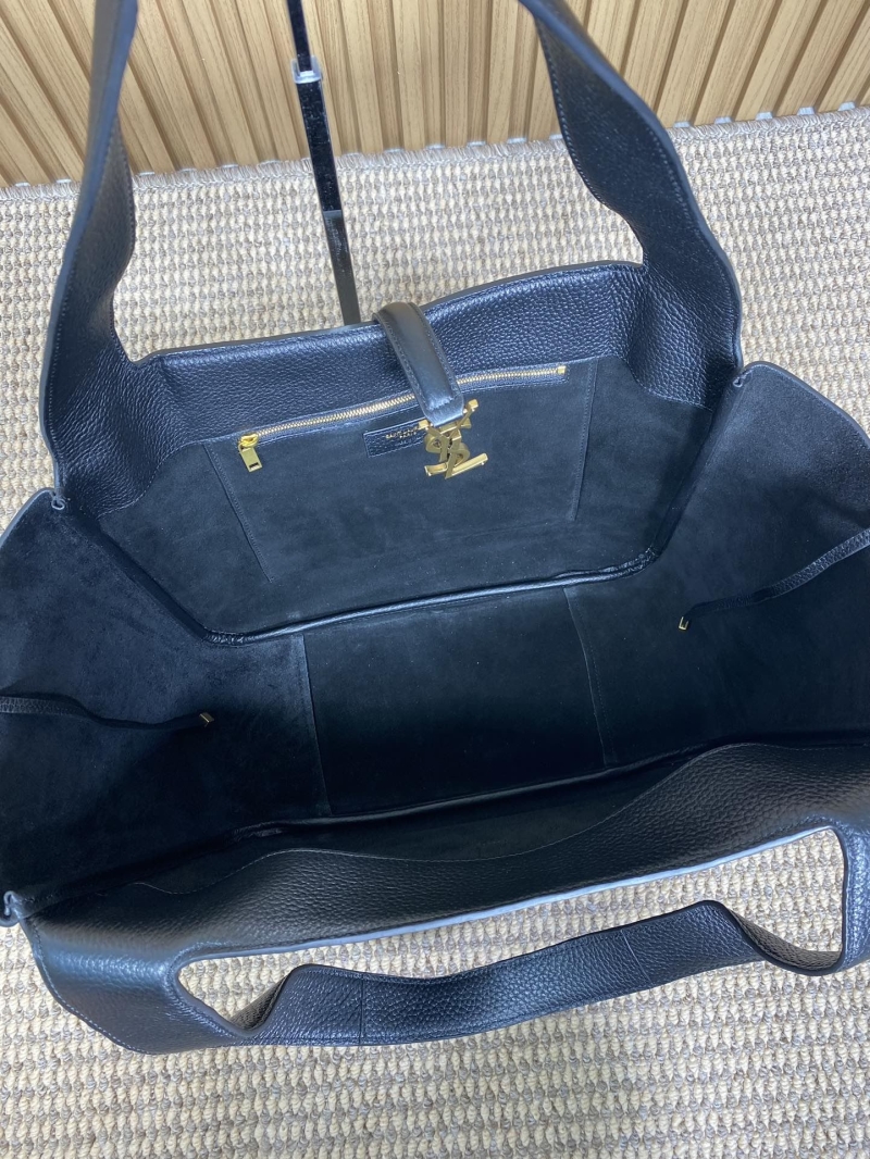 Y51 hobo bags